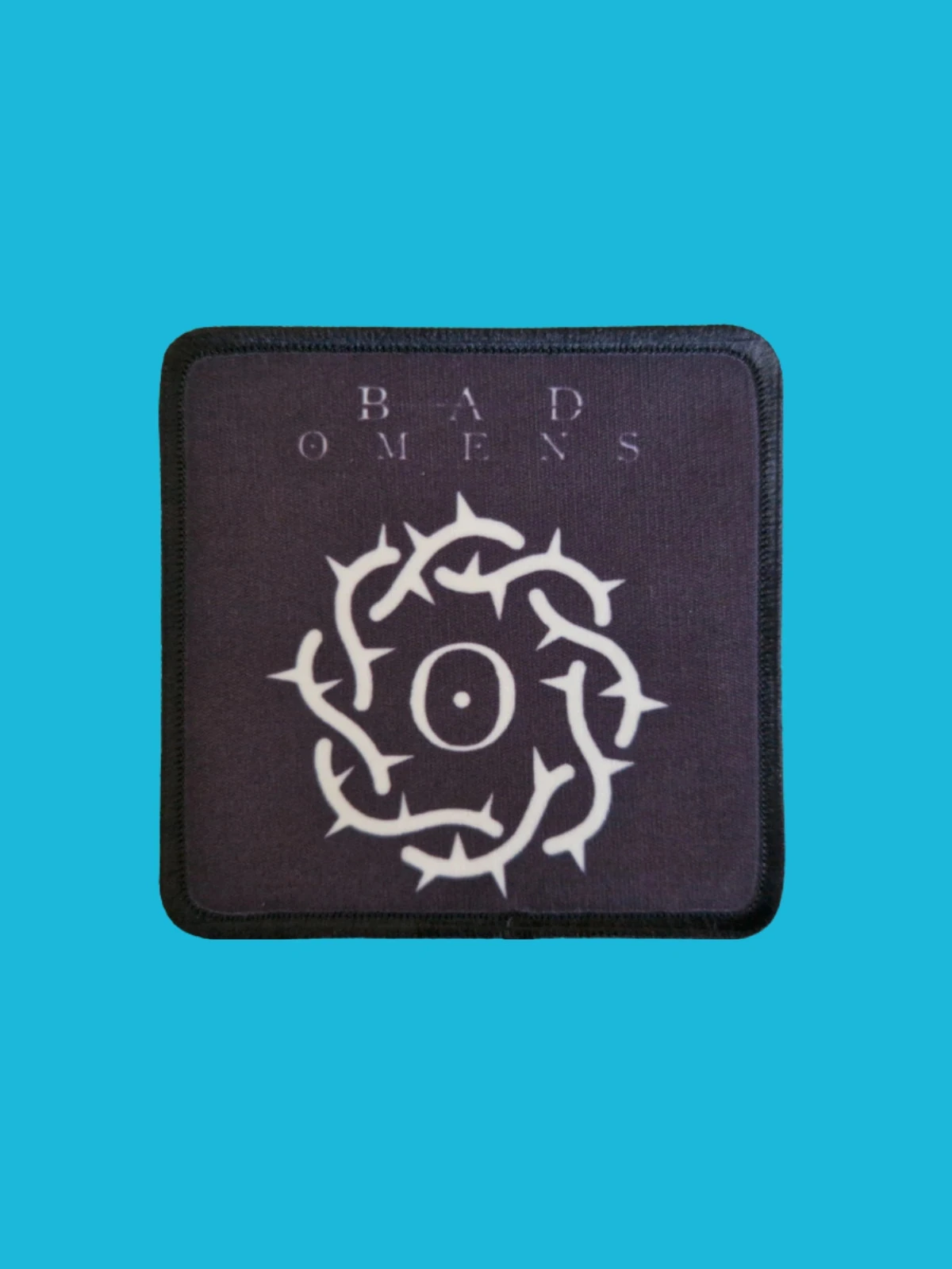 Patch Bad Omens - Logo - Imprimé - Carré de 7,5 x 7,5 centimètres